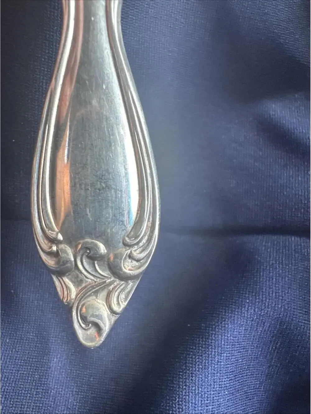 WM A Rogers Oneida Silver Plate Serving Spoon